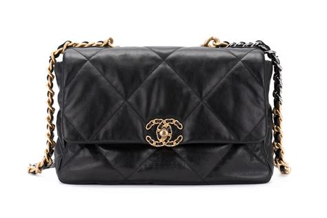 chanel 19 black goatskin